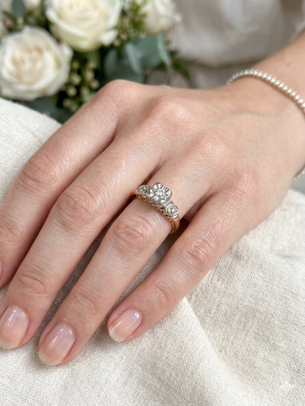 Antique 14K Yellow Gold Natural Diamond Wedding Ring, Size: 8